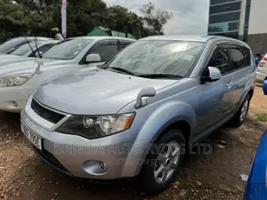 Mitsubishi Outlander 2009 Silver