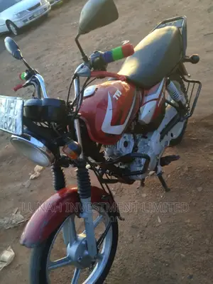 TVS HLX 125 2024 Red
