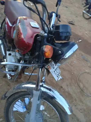Bajaj Boxer 2023 Red