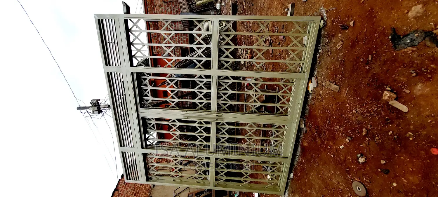 Dabble Silding Door Caters in All Houses