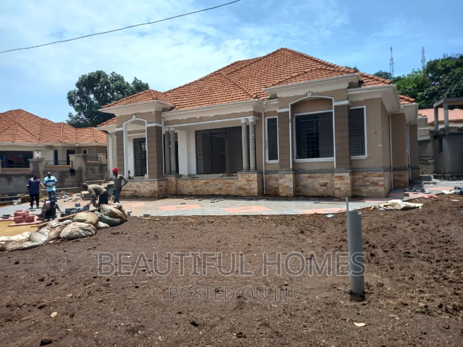Furnished 5bdrm House in Bwebajja, Ssisa for sale