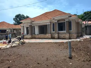 Furnished 5bdrm House in Bwebajja, Ssisa for sale