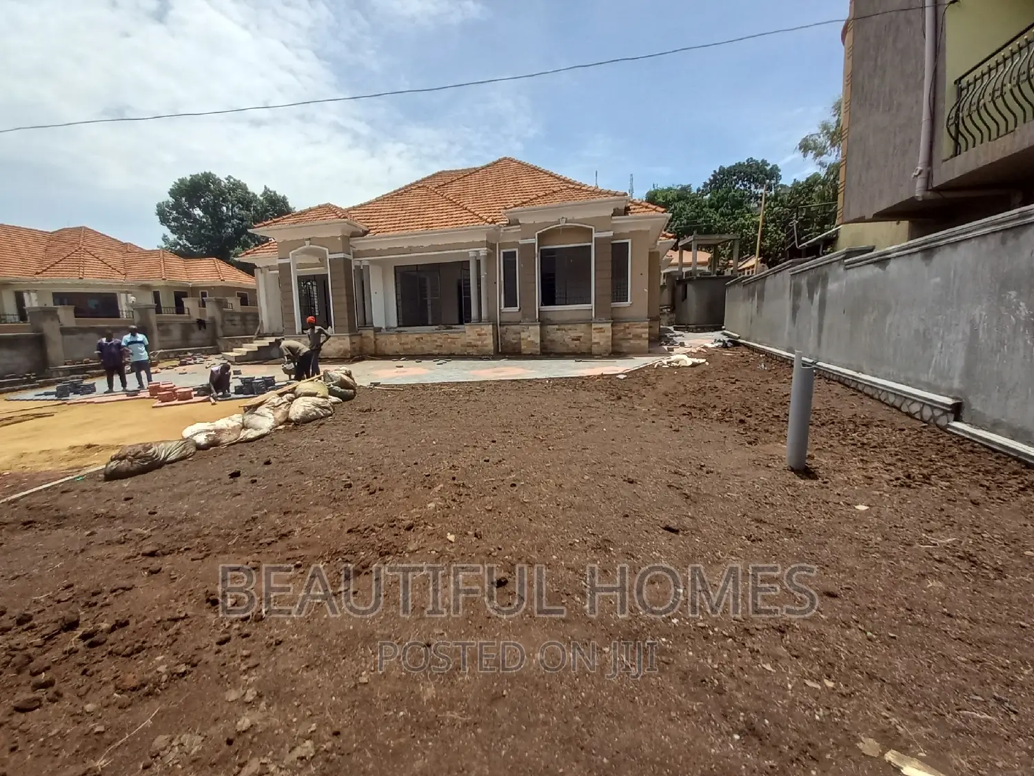 Furnished 5bdrm House in Bwebajja, Ssisa for sale