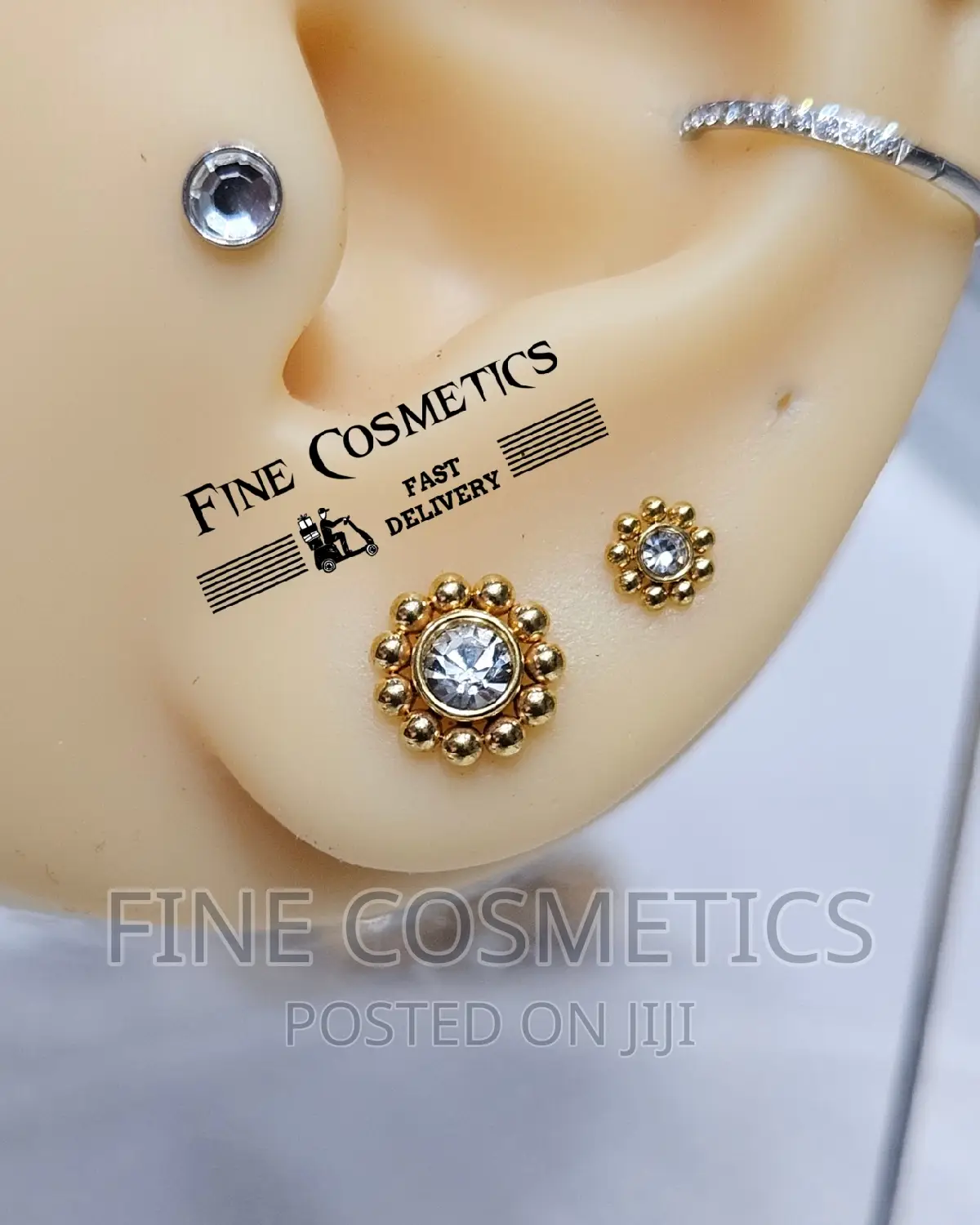 SUNFLOWER EAR/NOSE STUD | Steel Internally Threaded Earring