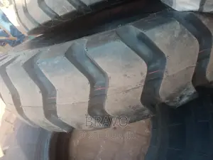 1400. 24 Tractor Tyres With 28ply.