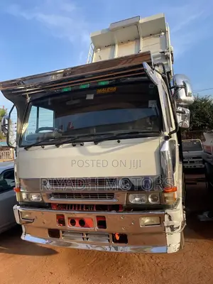 Fuso 10tyres 8dc11