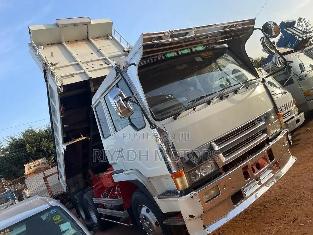 Fuso 10tyres 8dc11