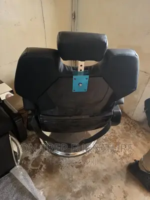 Babar Saloon Chair