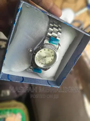 Silver Rolex Ladies Watch With a Gift Box