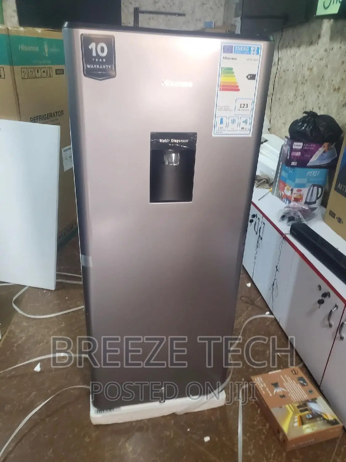 229 LTRS Hisense Refrigerator With a Dispenser