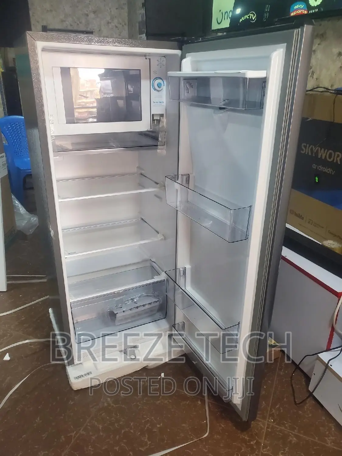 229 LTRS Hisense Refrigerator With a Dispenser