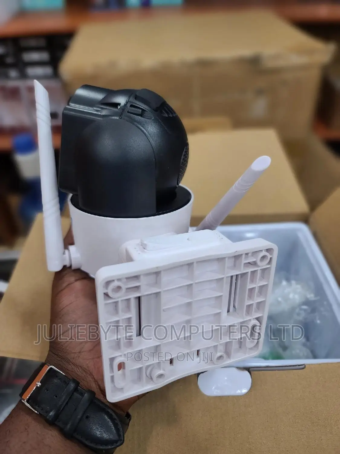 Solar Powered 4g Camera