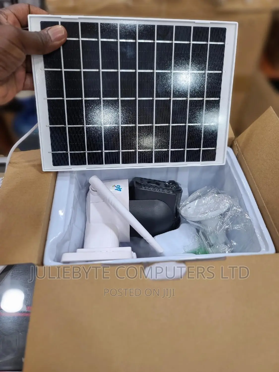 Solar Powered 4g Camera