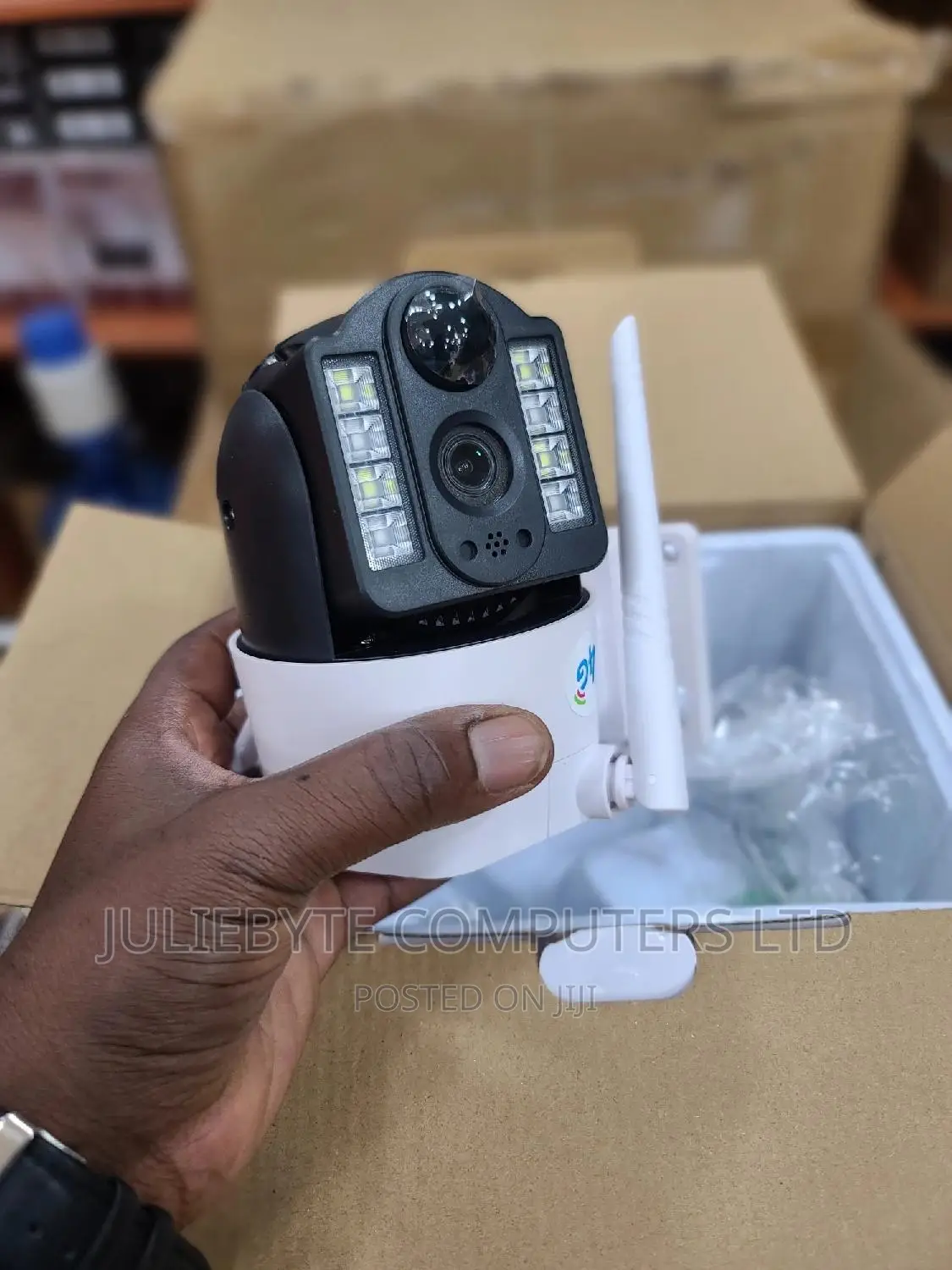 Solar Powered 4g Camera