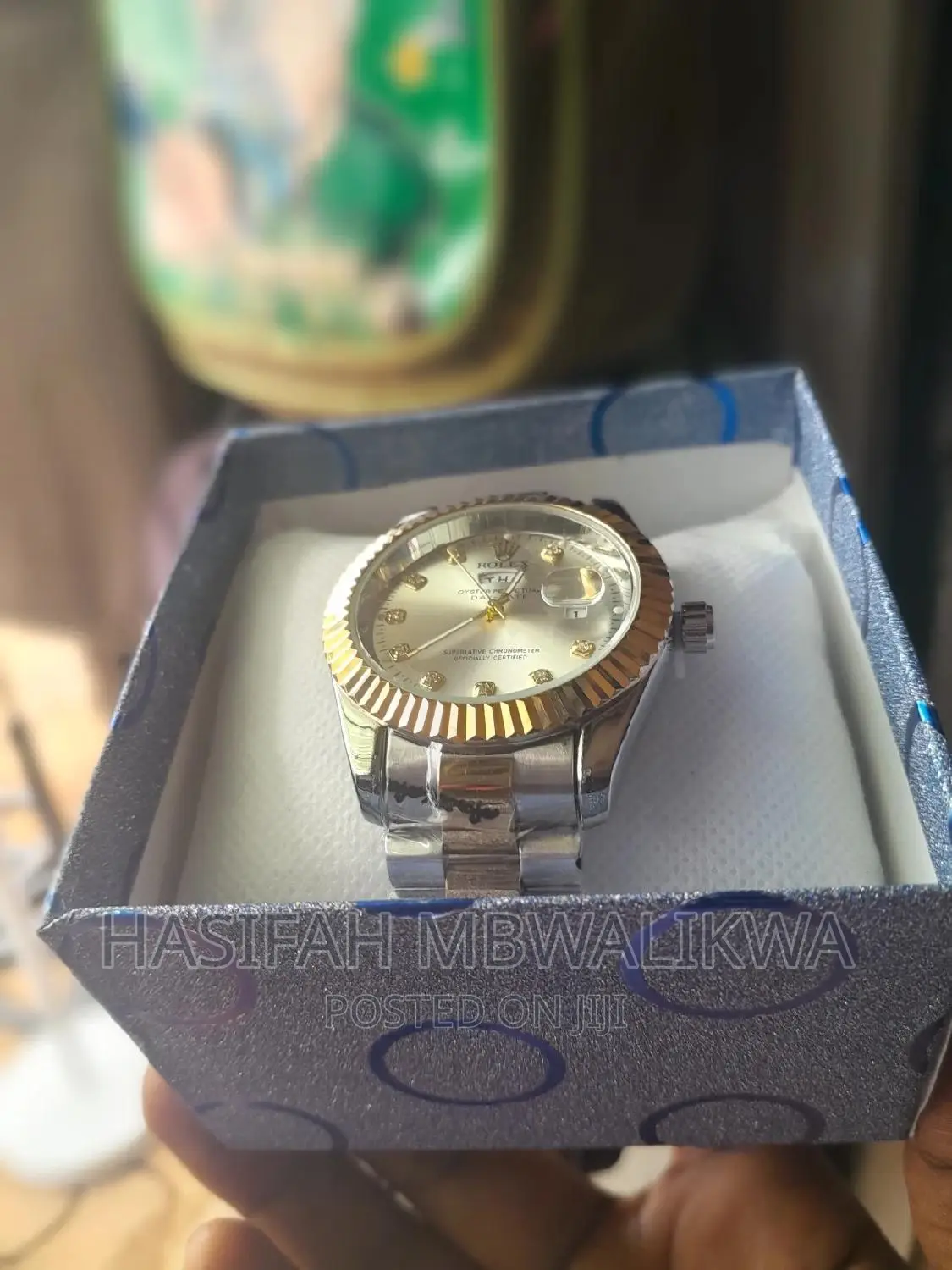 Silver-Gold Plated Men's Watch With a Gift Box