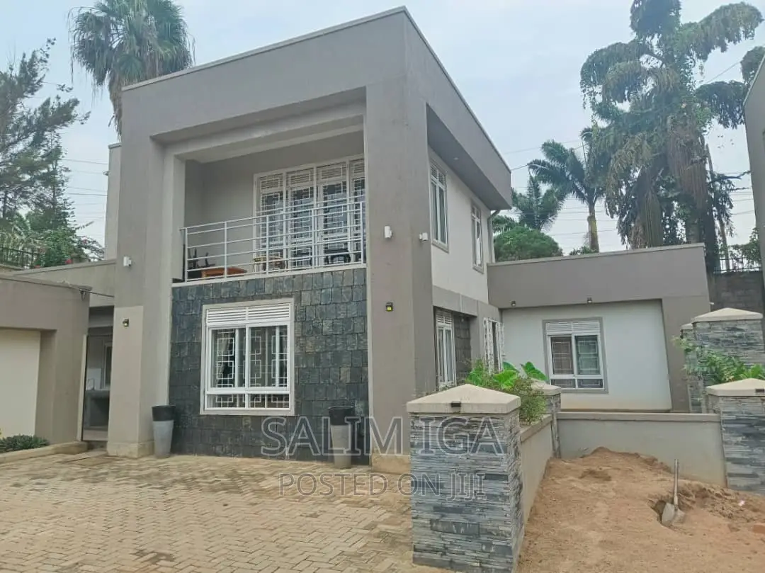 Furnished 3bdrm Townhouse / Terrace for rent