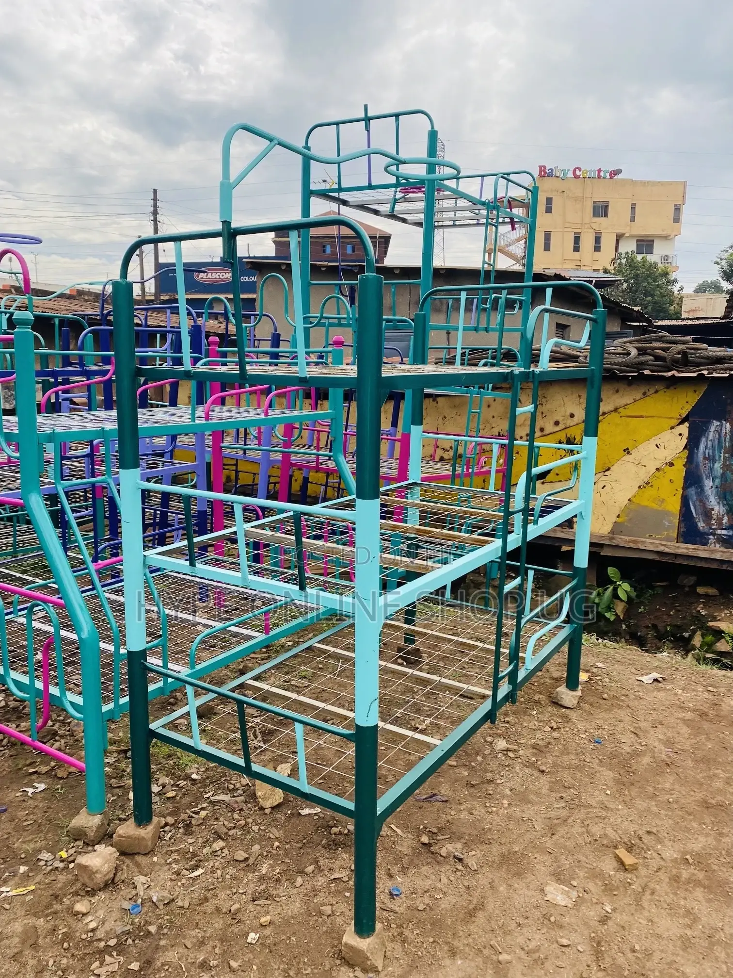 Godwills 3decker Beds