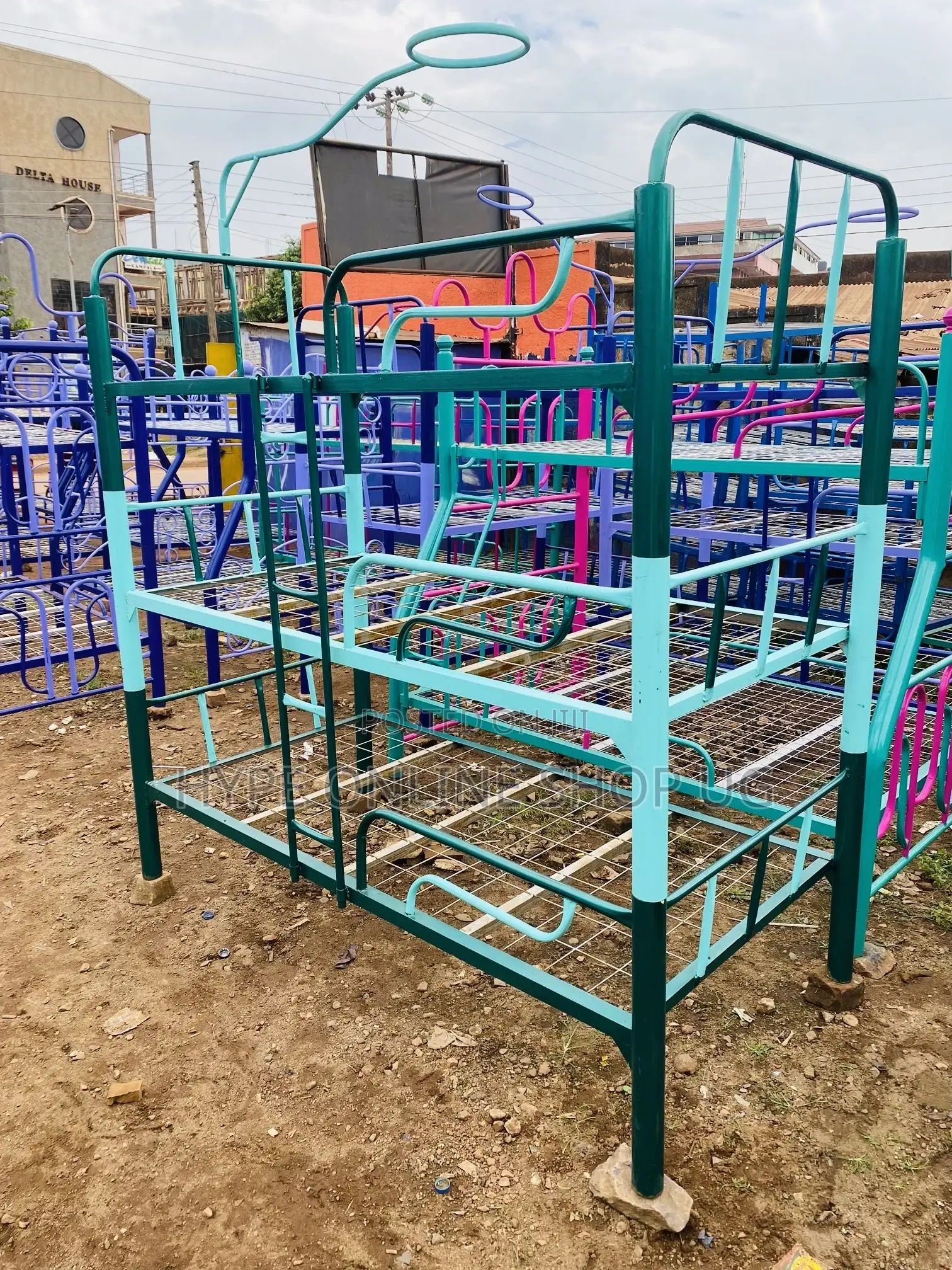 Godwills 3decker Beds