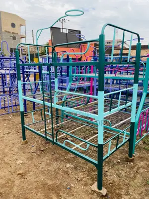 Godwills 3decker Beds