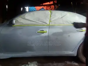 The Spray of the Car and It's Beauty