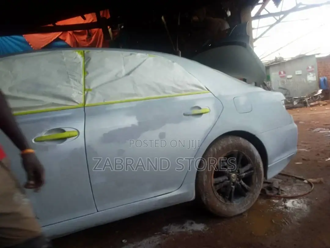 The Spray of the Car and It's Beauty