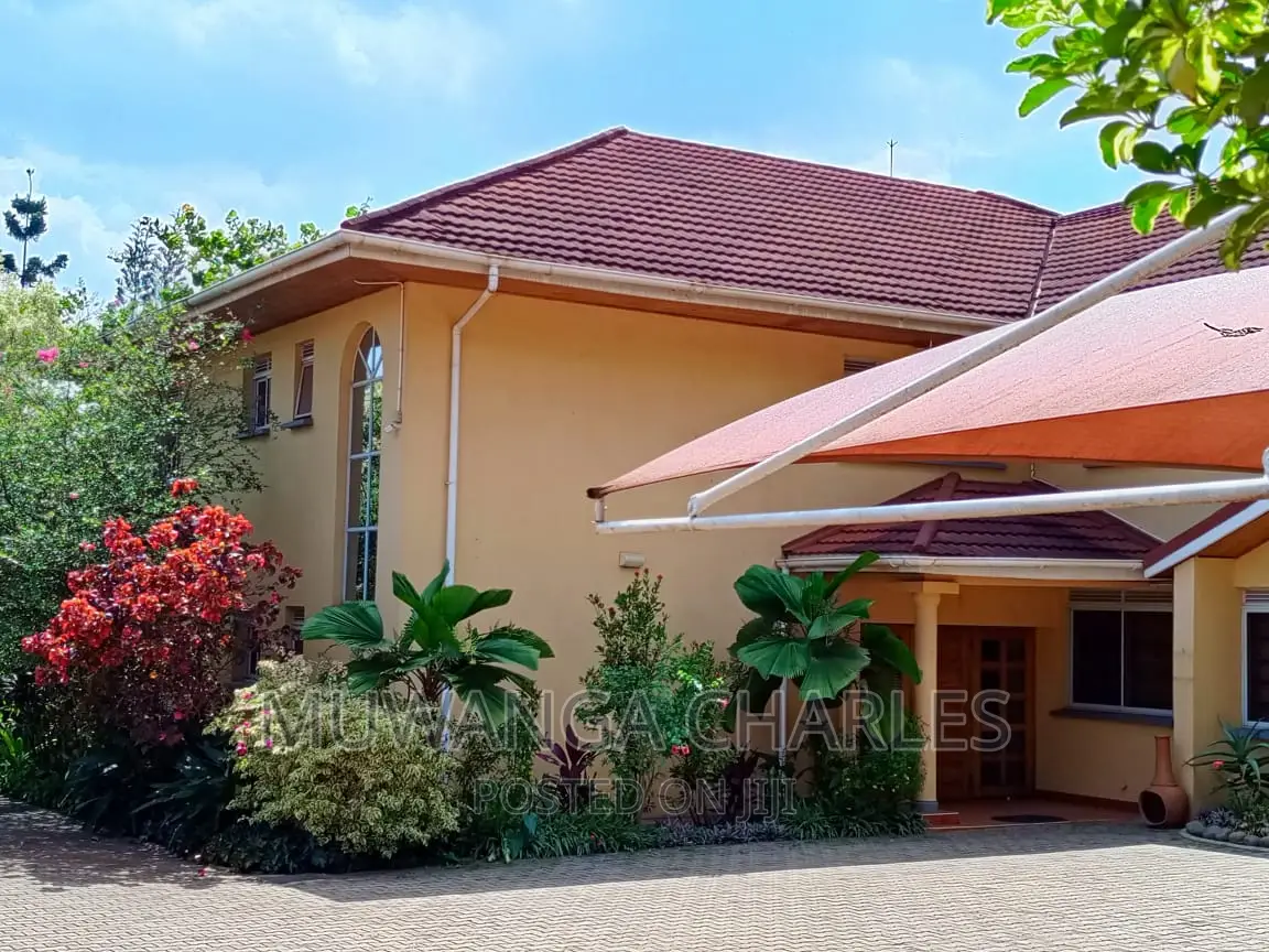 4bdrm Duplex in Fs Properties Ltd, Central Division for rent