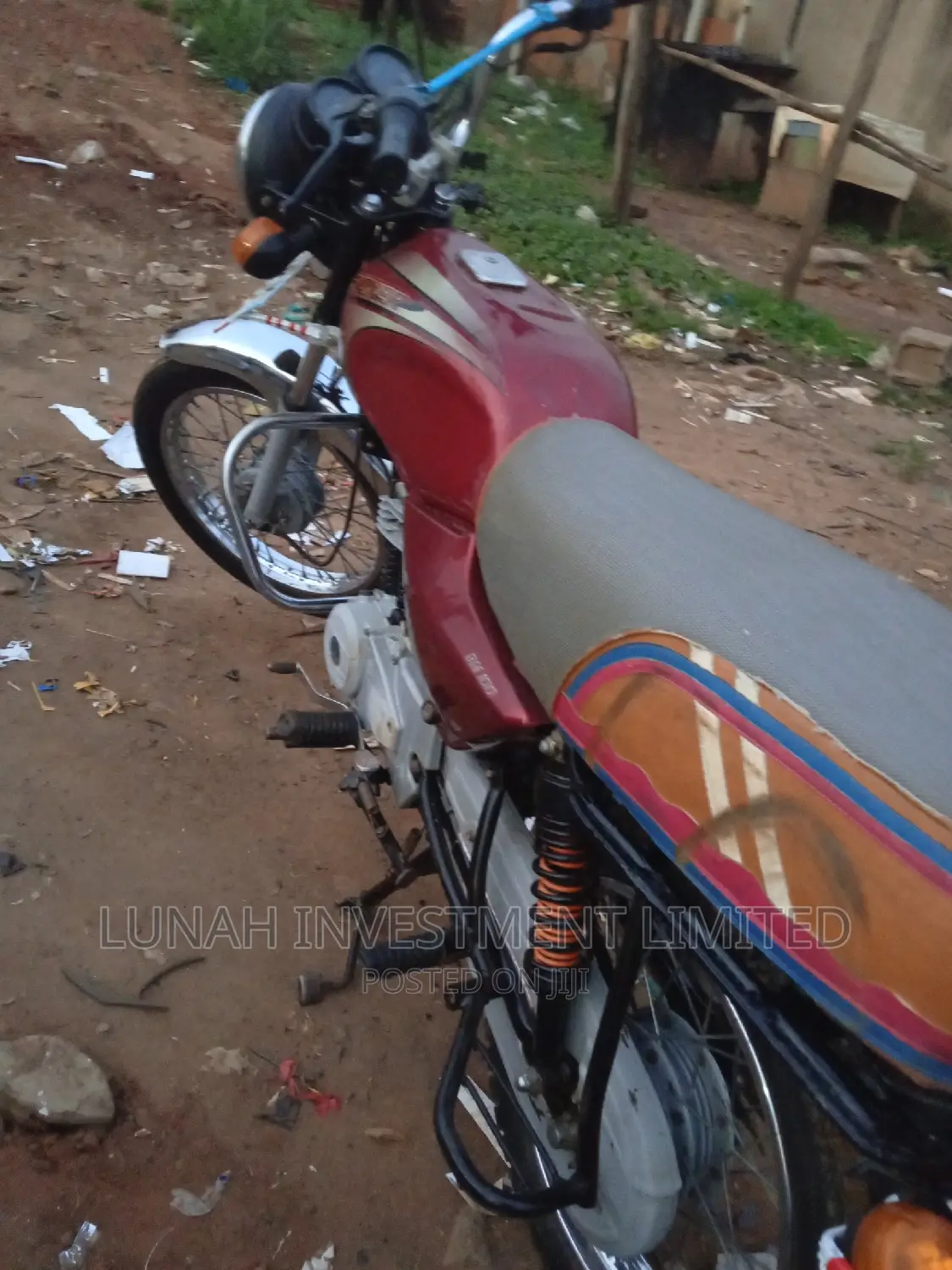 Bajaj Boxer 2023 Red