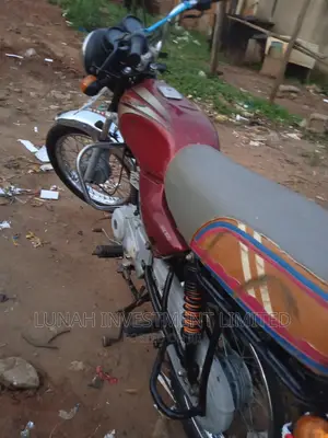 Bajaj Boxer 2023 Red