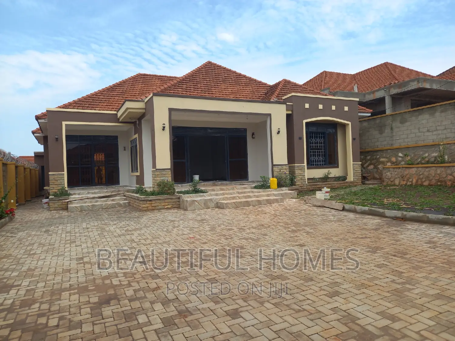 Furnished 5bdrm Bungalow in Bwebajja, Central Division for sale