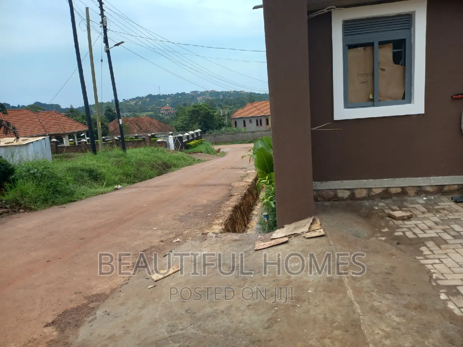 Furnished 5bdrm Bungalow in Bwebajja, Central Division for sale