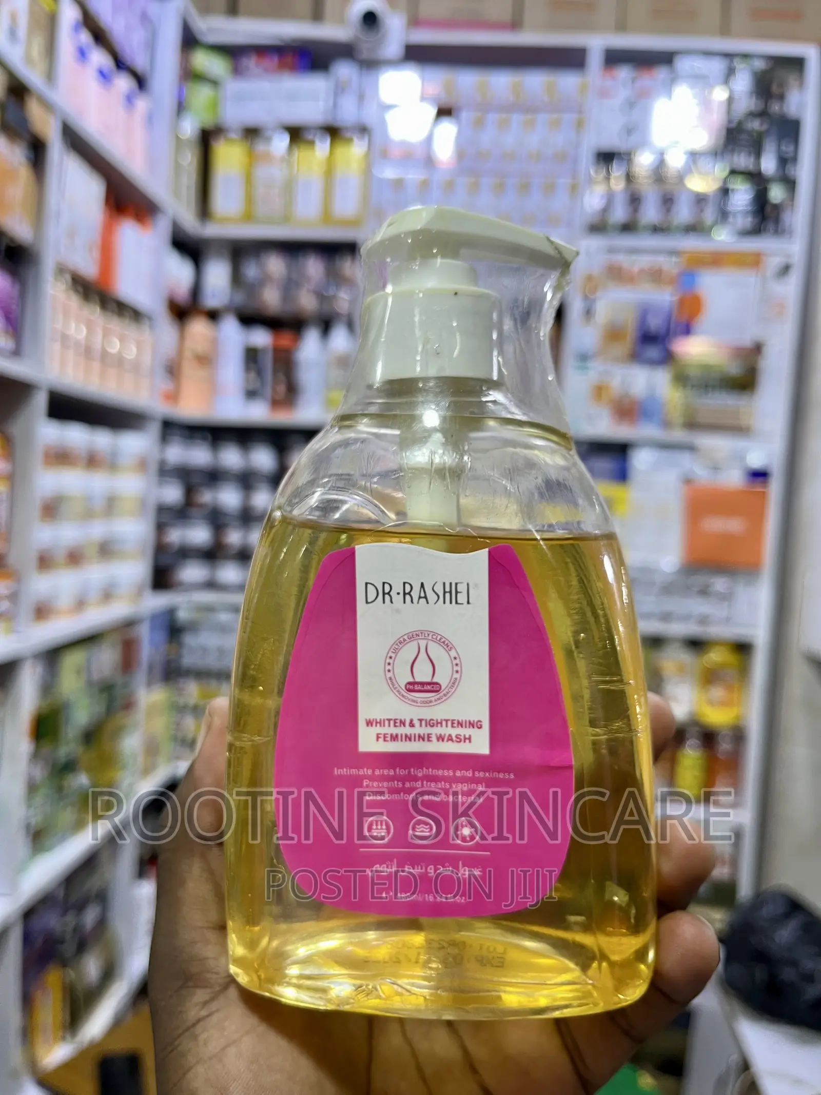 Dr Rashel Whiten Tightening Feminine Wash