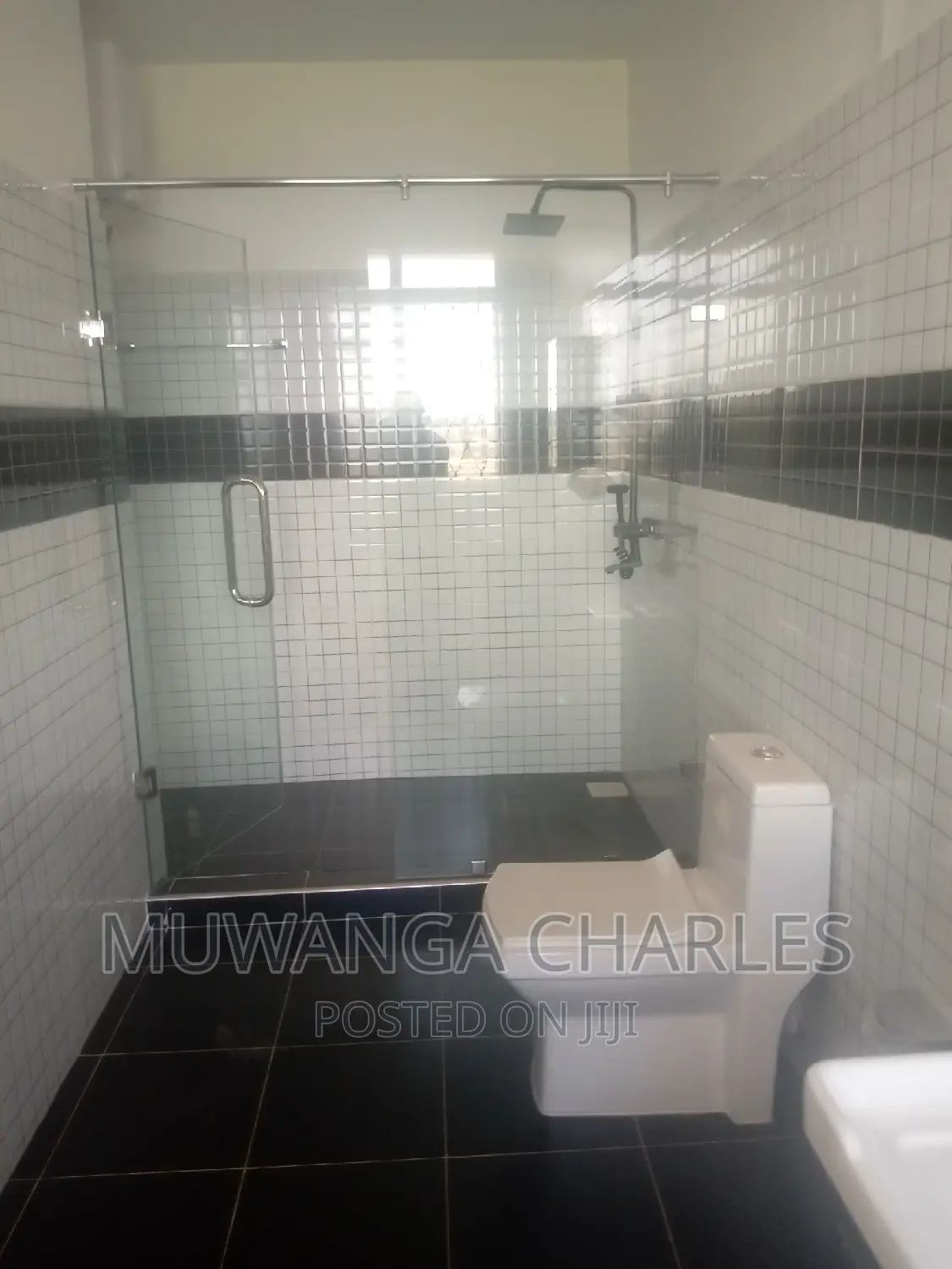 5bdrm Duplex in Fs Properties Ltd, Central Division for rent
