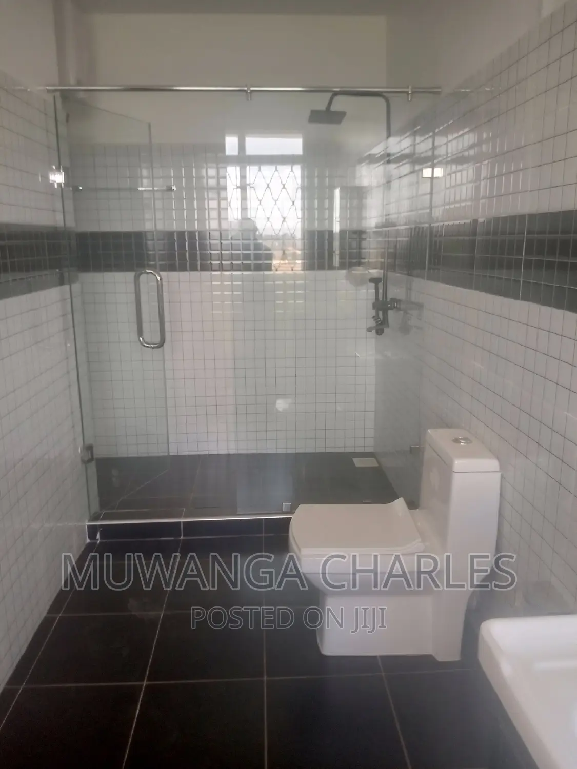 5bdrm Duplex in Fs Properties Ltd, Central Division for rent