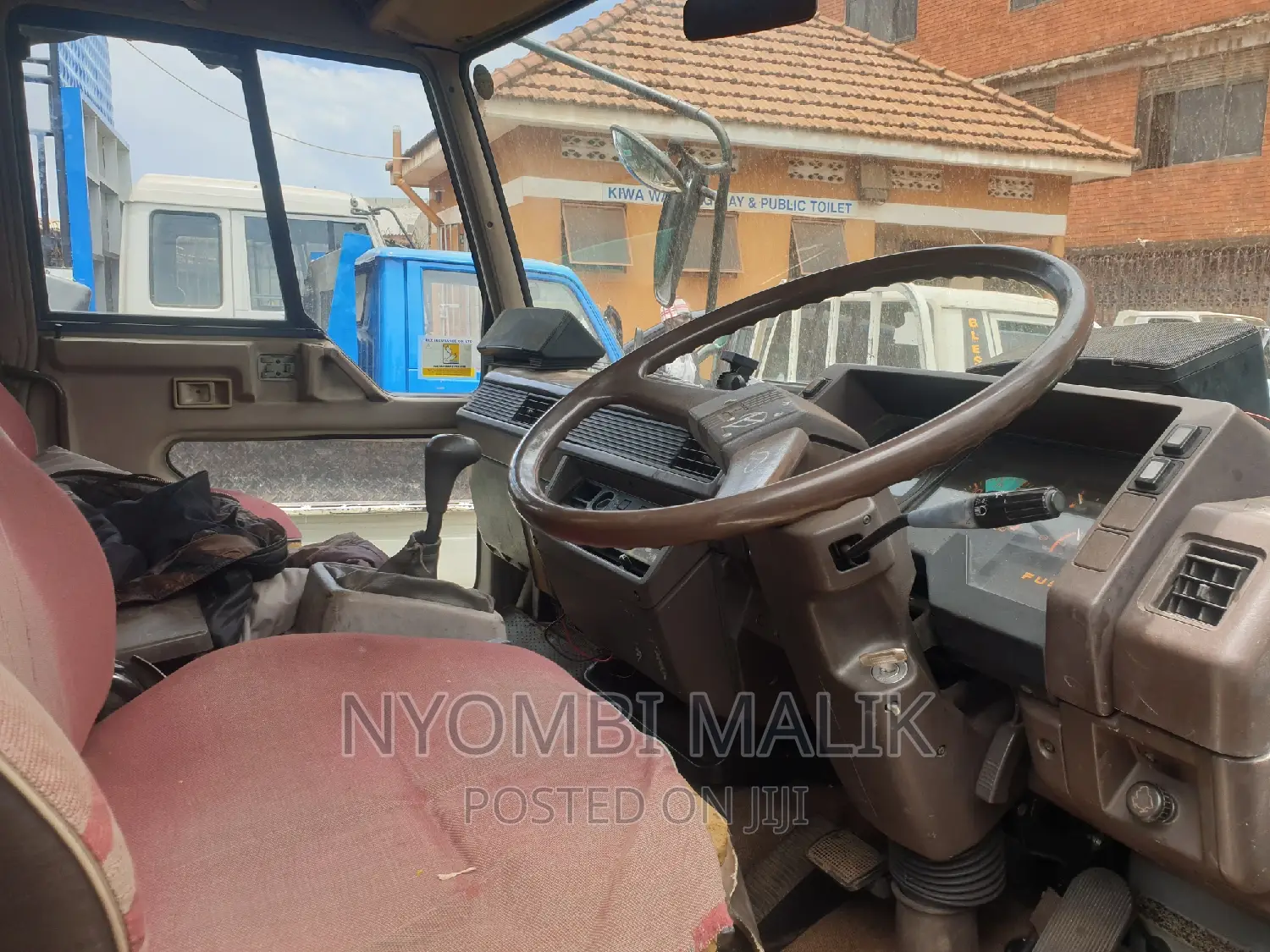 Fuso Mitsubishi Truck