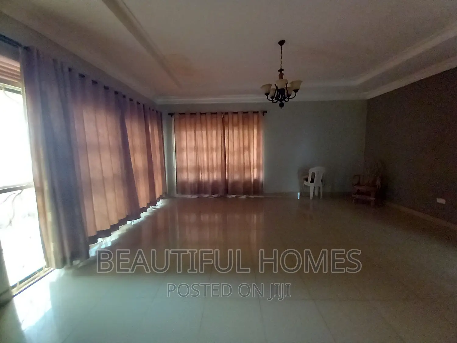 Furnished 4bdrm House in Kira for sale