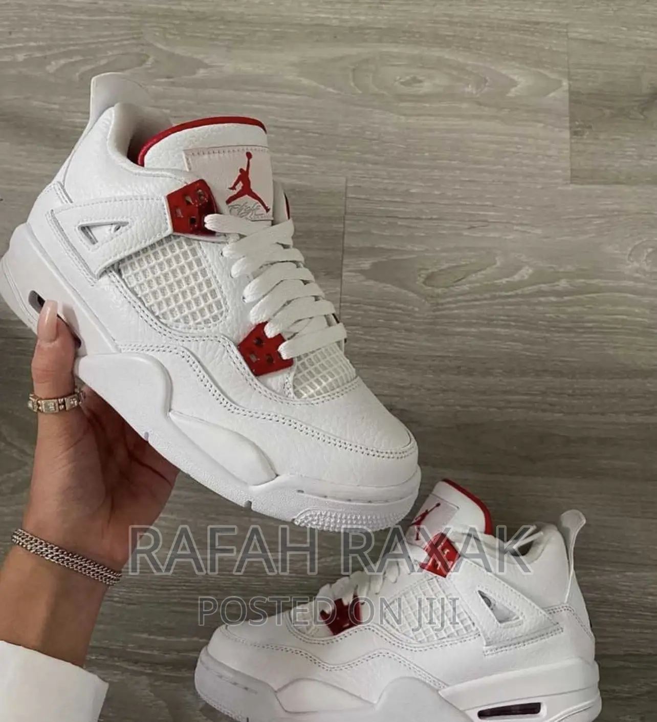 Original White Jordan 4 Metallic Red Sneaker