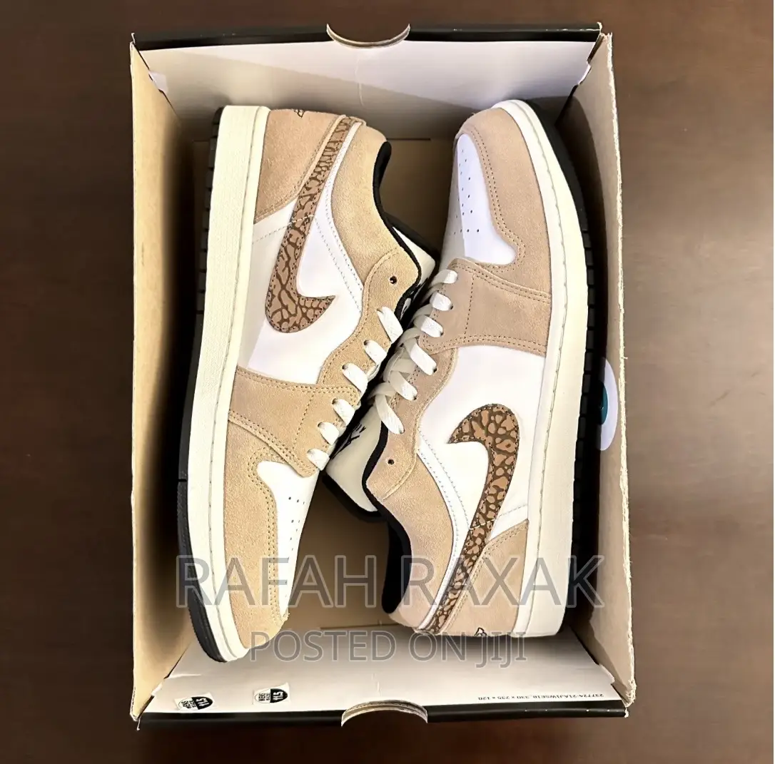 Original Unisex Nike Jordan 1 Low SE Sneaker