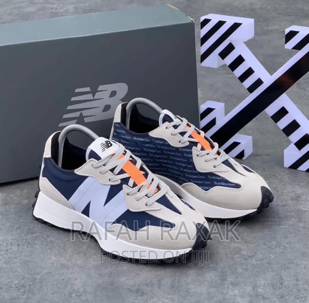 Original Classic New Balance 327 Outer Space Sneaker
