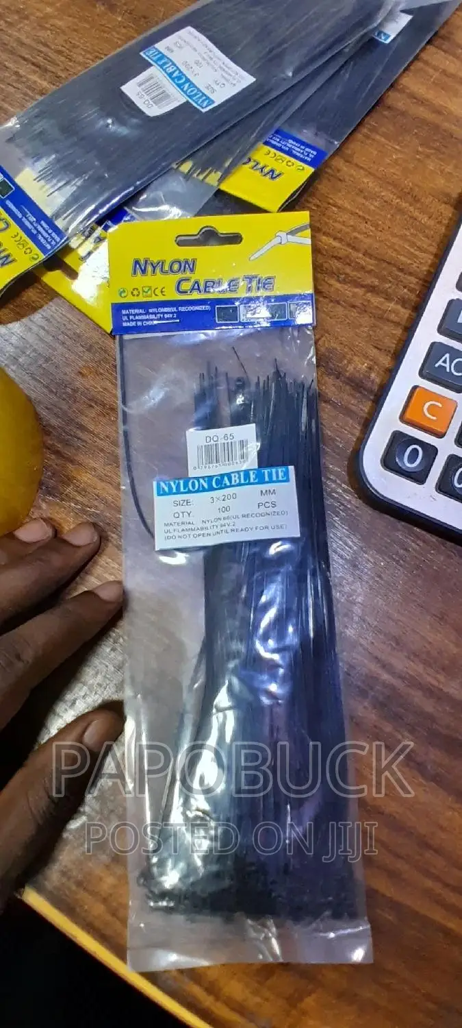 100pcs Nylon Cable Ties
