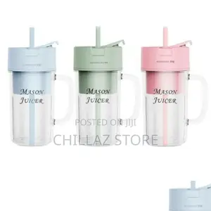 Straw Type Juicing Cup.