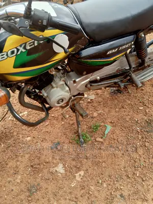 Bajaj Boxer 150 UG 2023 Black