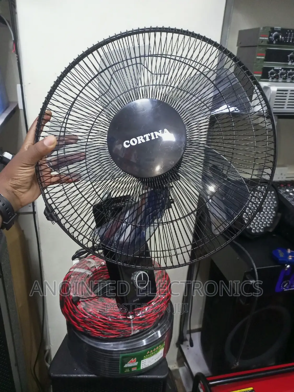 Cortina Wall Fans Black