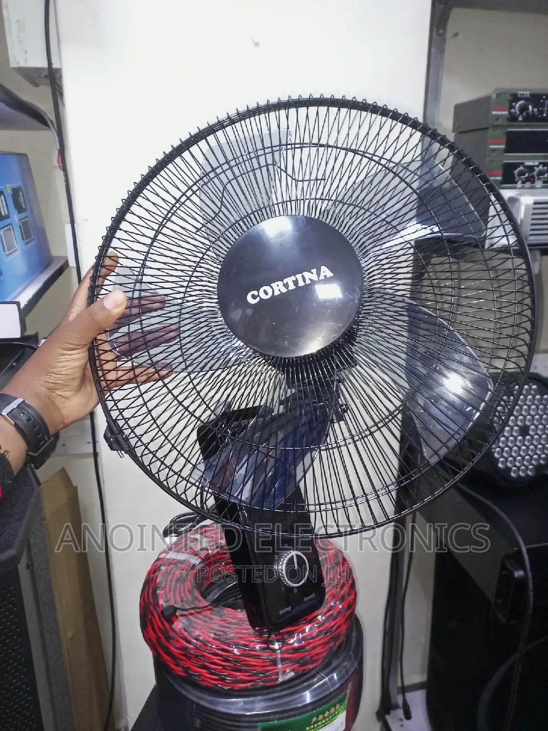 Cortina Wall Fans Black