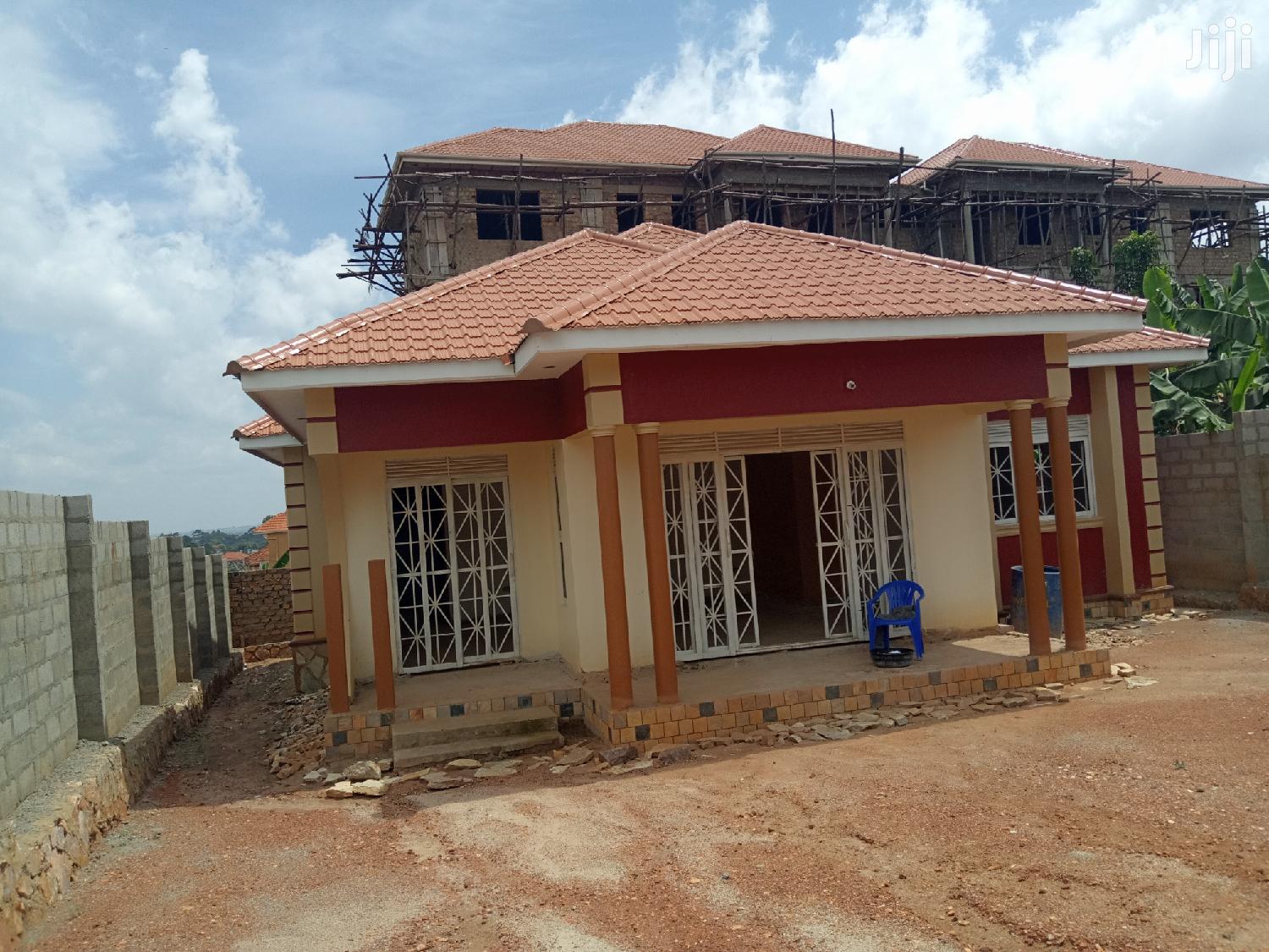 Kiira Executive Feel Bungaloo On Sale