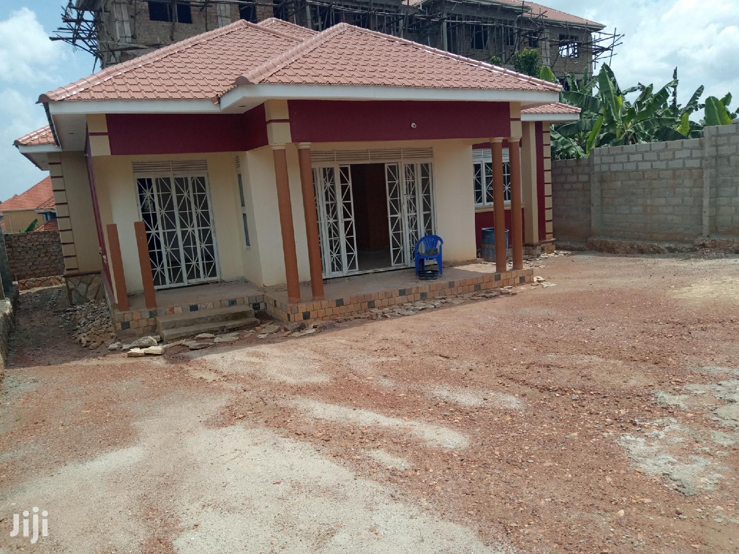 Kiira Executive Feel Bungaloo On Sale