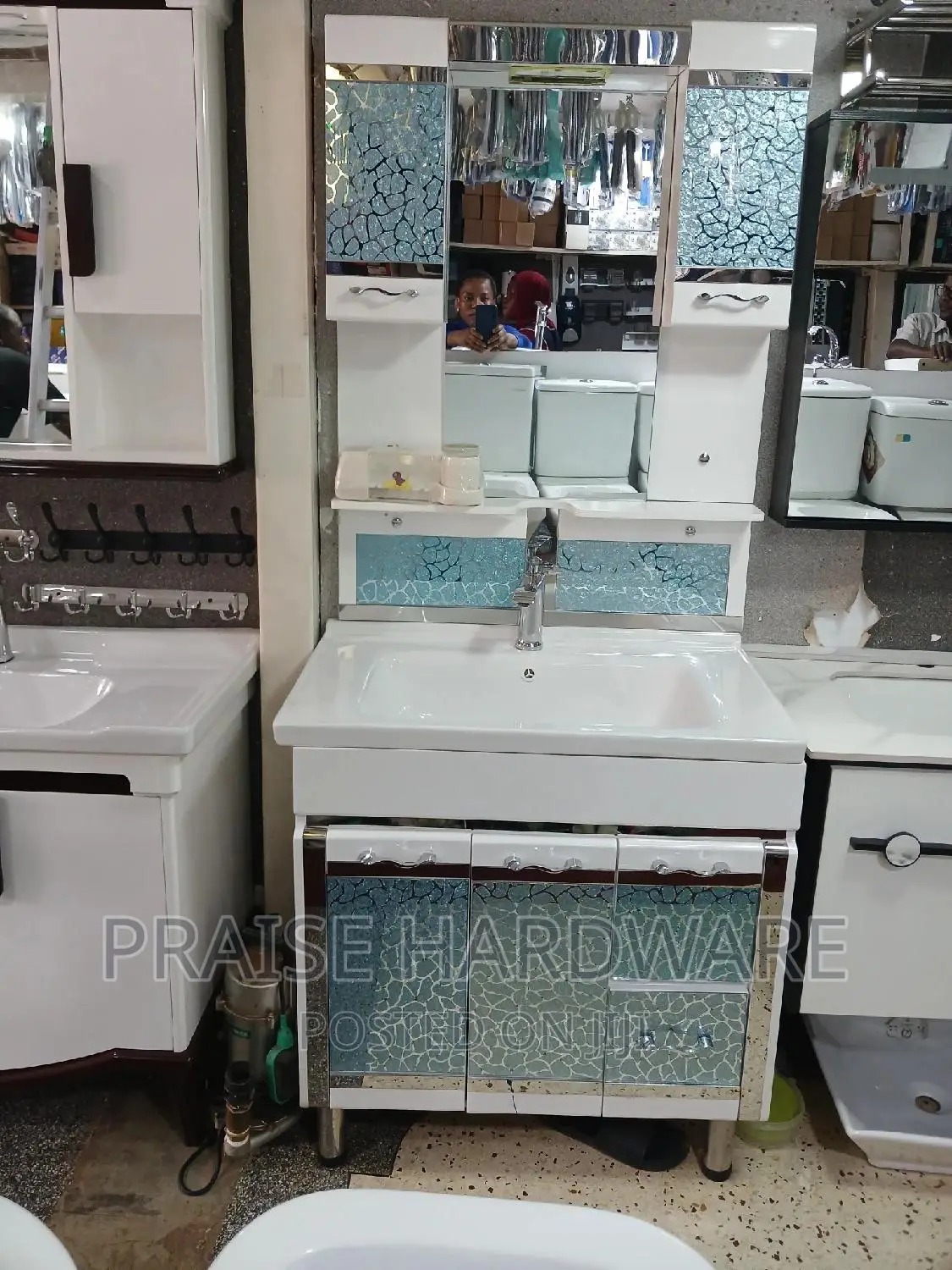 Handwash Cabinet Aoa1
