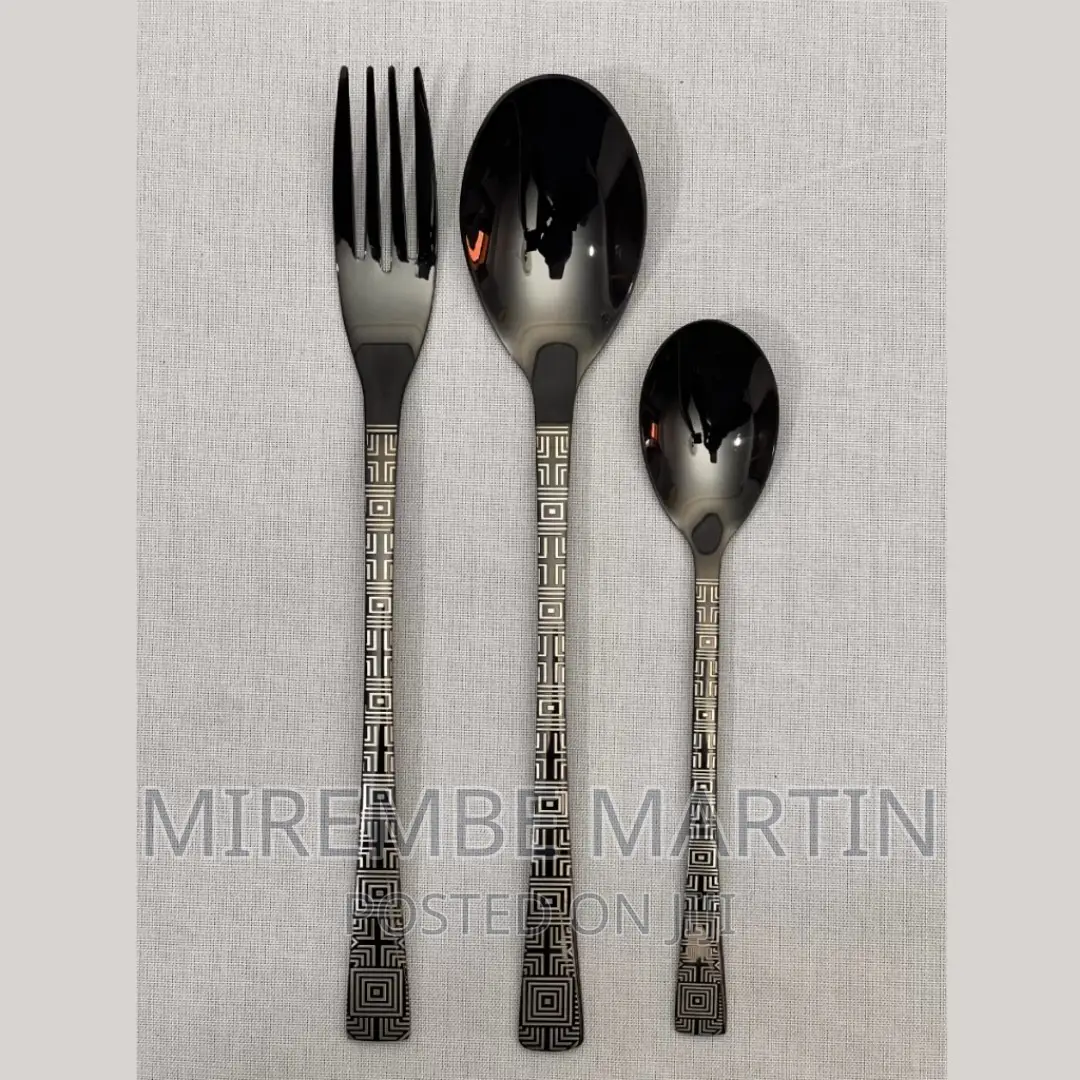 18pcs Cutlery Set