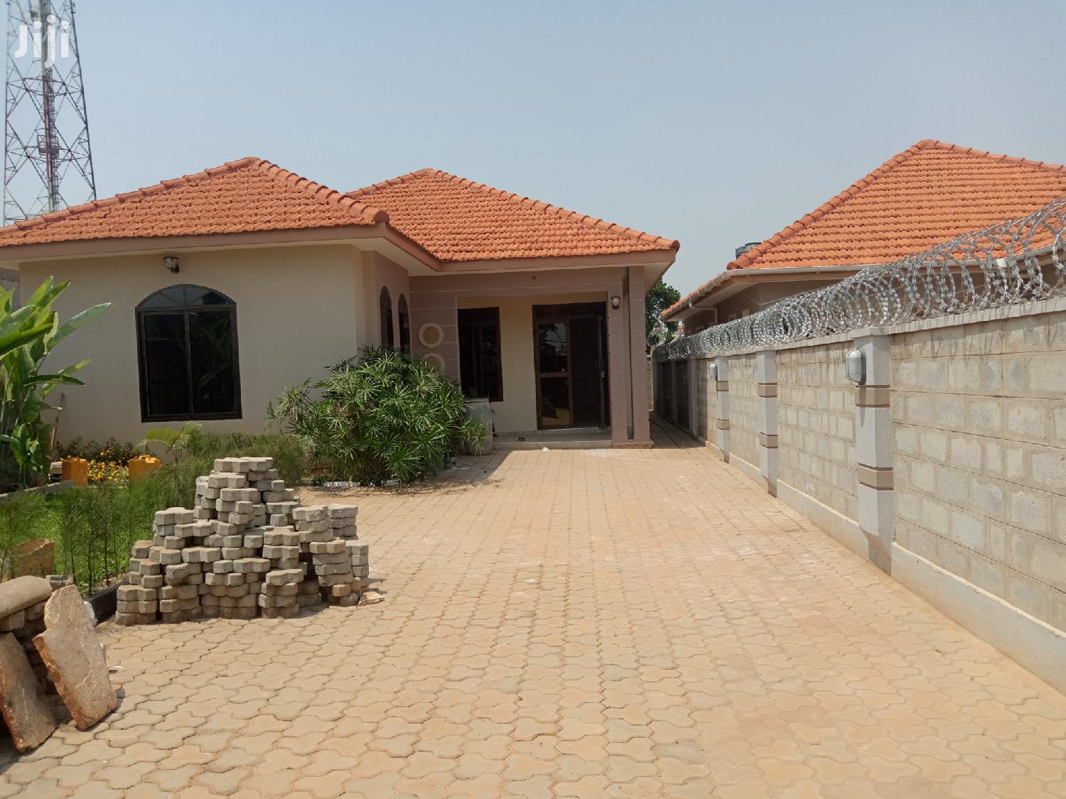 Najera Magical Beauty on This Nice Home for Quick Sell