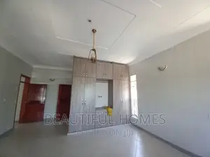 Furnished 4bdrm House in Kira for sale