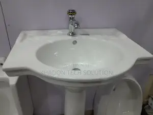 Liangdu Design Basin With Pedal